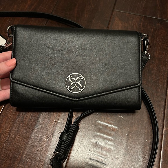 NWT Elegant‎ Black Shoulder Bag - Picture 3 of 8